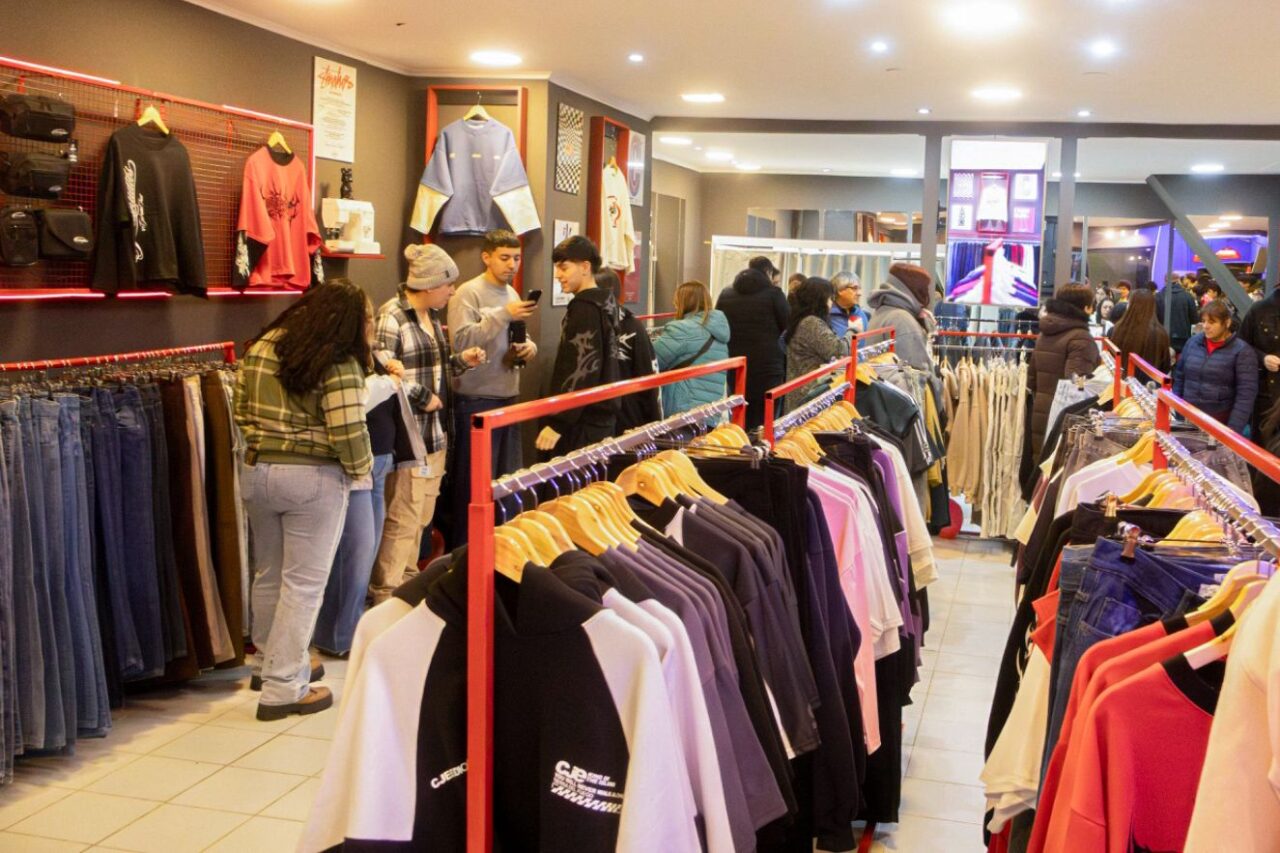 CJE inaugura su local con el acompañamiento del Muncipio