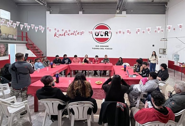 En Río Grande, Sciurano se reunió con la Juventud y el Presidente de la UCR