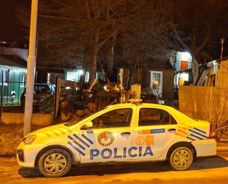 Allanaron una vivienda en Ushuaia y secuestraron elementos vinculados a un robo