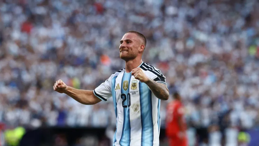 Veinte años después, Argentina e Inglaterra se cruzarán por un lugar en la final
