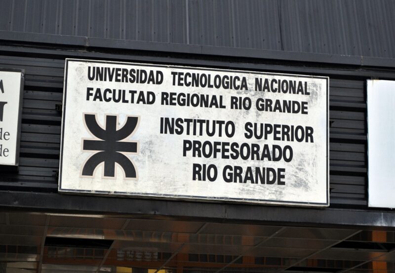 El ISPRG abrió una convocatoria para docentes de Arte o Artes Plásticas