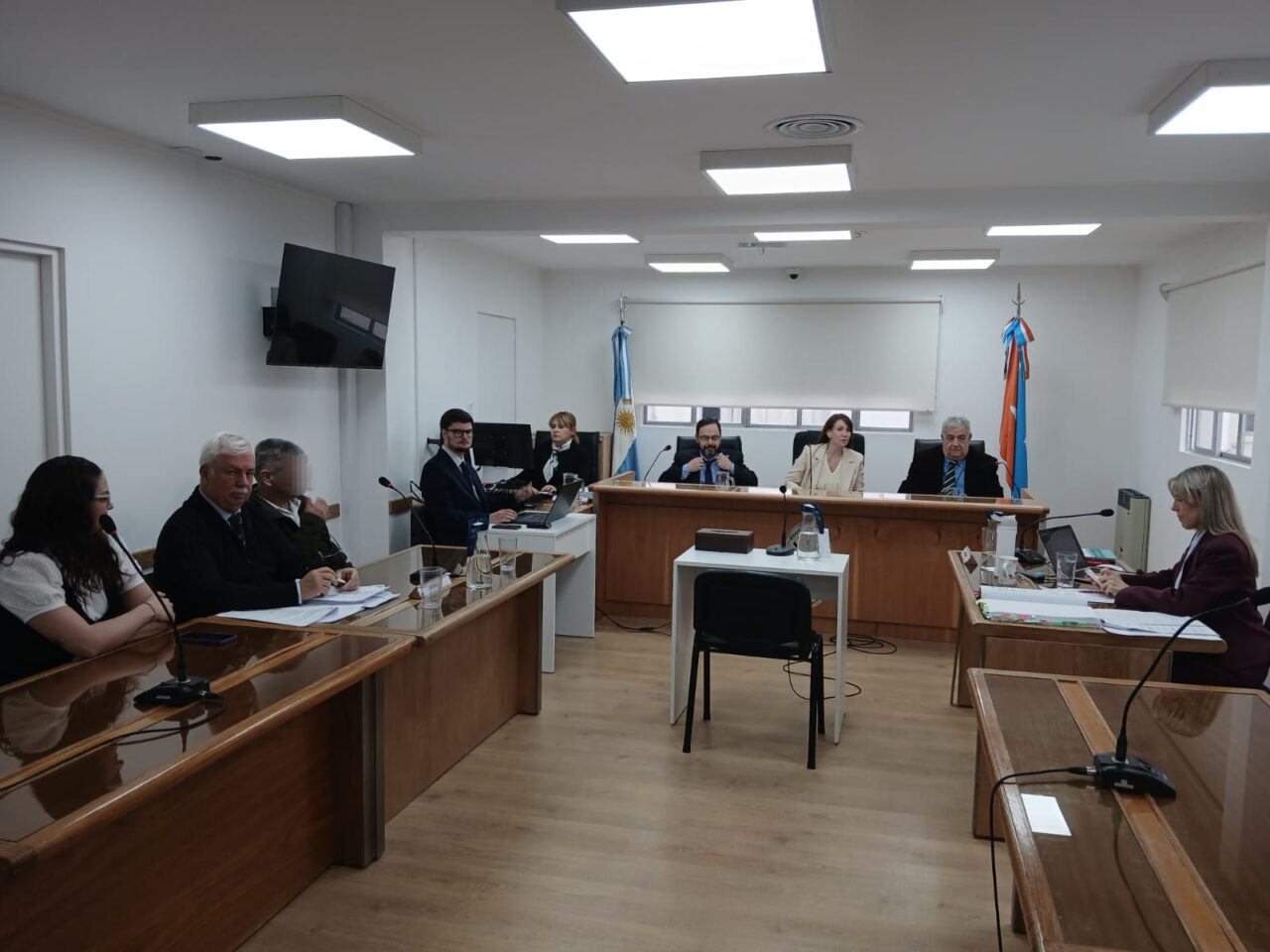Juicio a un hombre acusado de abusar de sus hijastras